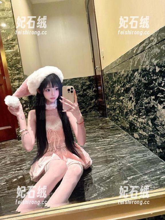 永不迷路，17c吃瓜站在我旁边，像个不离不弃的吃货小伙伴。