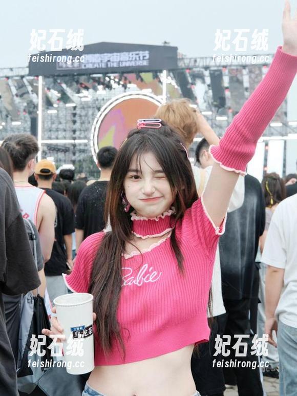 吃瓜也有干货，快借“17c吃瓜”链接你的心灵！