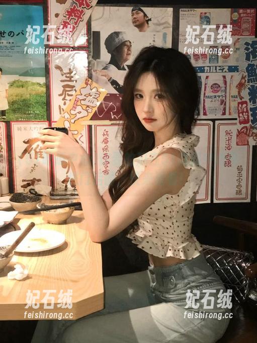 51吃瓜中心 你要的瓜在51吃瓜中心传送门后面,快来看看!