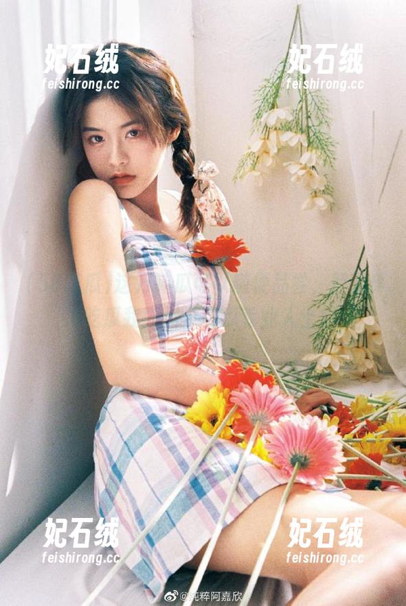 这万吨瓜可以随便品尝，登录58吃瓜我就是个吃瓜专业人士！