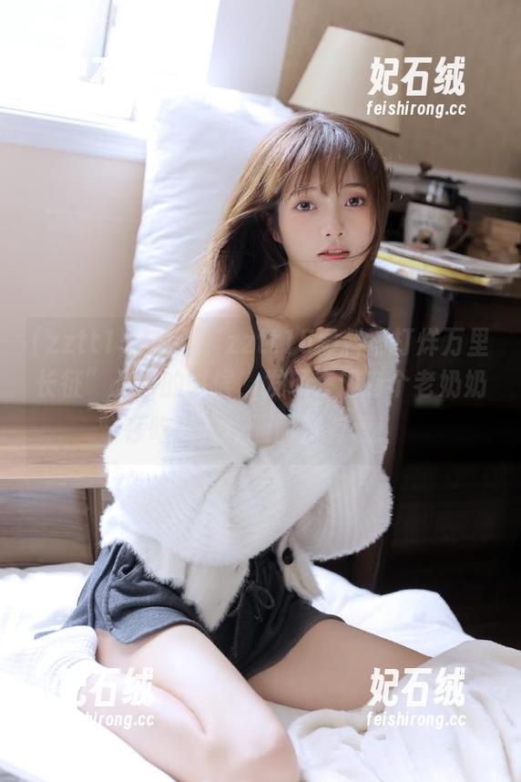 我到“zztt15黑料不打烊万里长征”入口的时候，发现旁边有个老奶奶在吃薯条，画面好有爱！