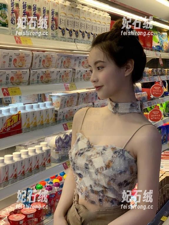 吃瓜天堂 还在等什么?快来找“吃瓜天堂”的地址,瓜皮免费送,有劲爆一窝蜂的恩怨情仇!
