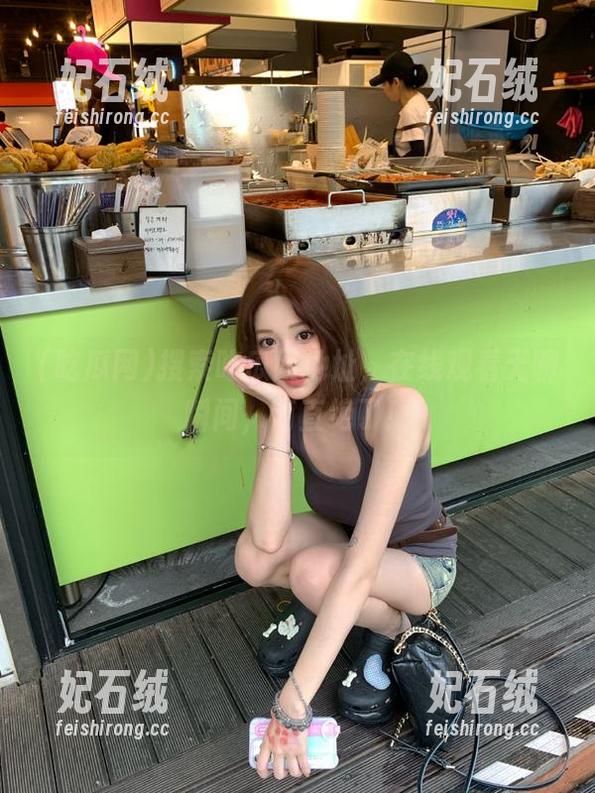 搜索吃瓜网地址，在线观看无聊瞬间，简直绝了！