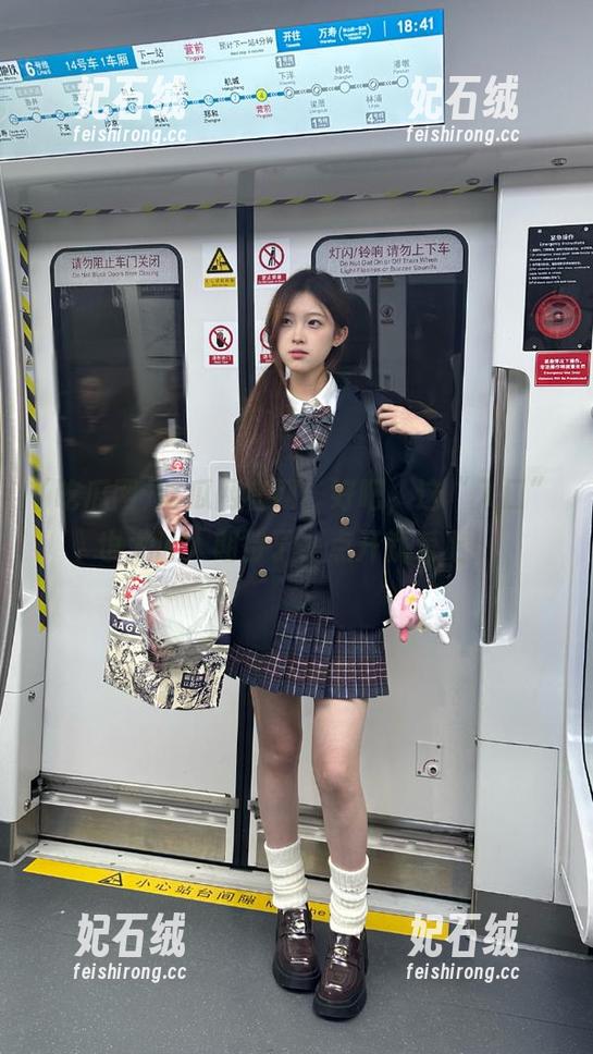 吃瓜网 吃瓜网官网:好吧,这“入口”也太让人期待了,点开就爱上!