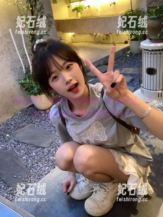 每日吃瓜黑料：点击网址，不小心就让围观变围堵的节奏！