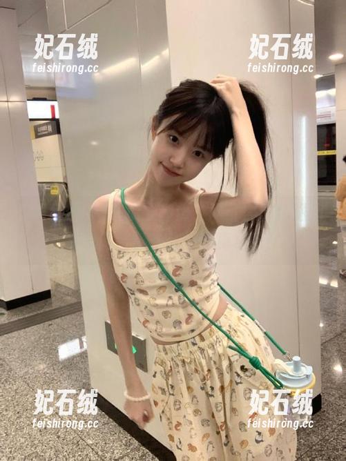 网红黑料 吃瓜要趁热,网红黑料传送门神奇开启,快来挖掘真相吧!