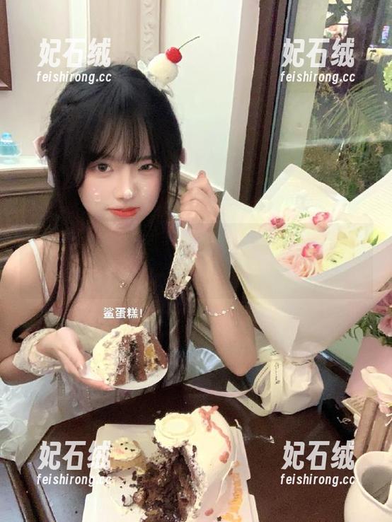 黑料社 关于吃瓜的鼠标点击式生活——黑料社app在线随时供奉猛料!