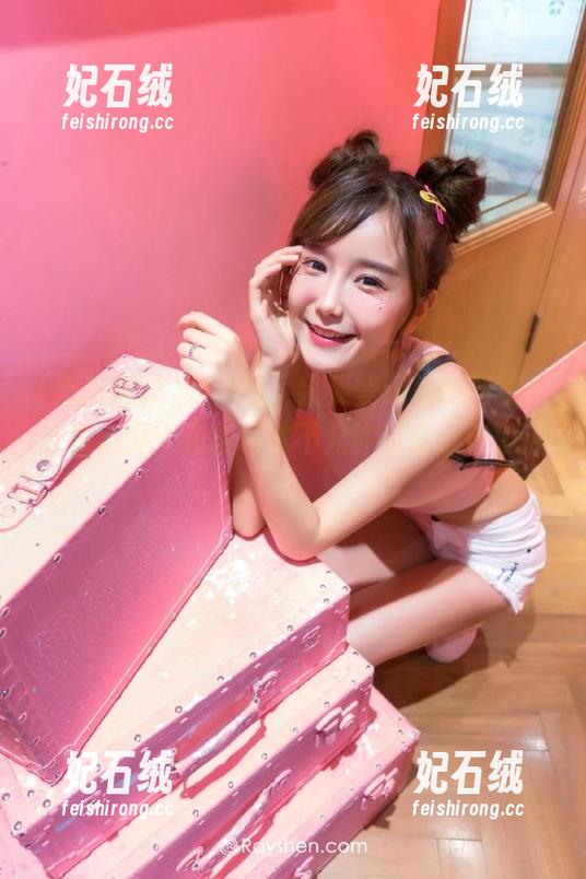 对不起，我要登录黑料网址，毕竟八卦天花板根本不允许我错过任何瓜！
